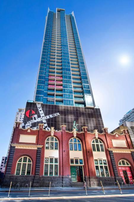 Lonsdale St Luxury Cbd Family Apartment With Free Parking Melbourne Kültér fotó